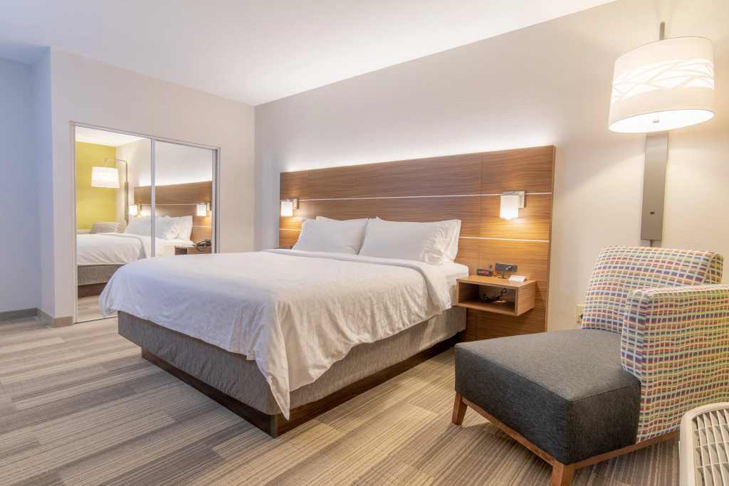 Holiday Inn Express Johnson City by IHG