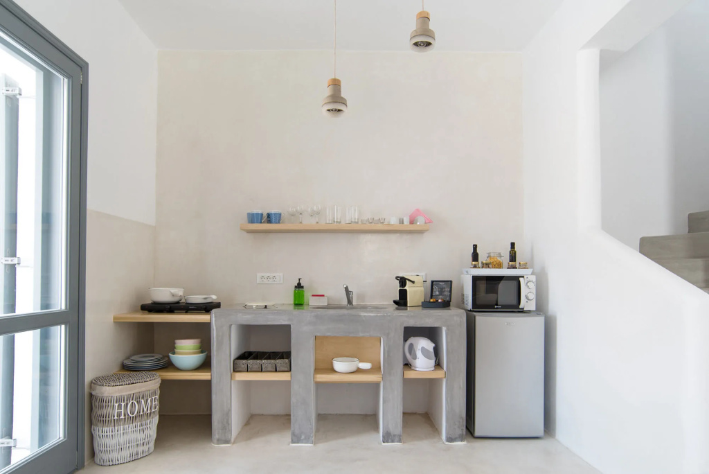 LAGADI SUITES by K&K