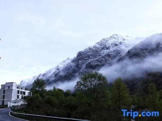 Siguniang Mountain Guanyue Homestay