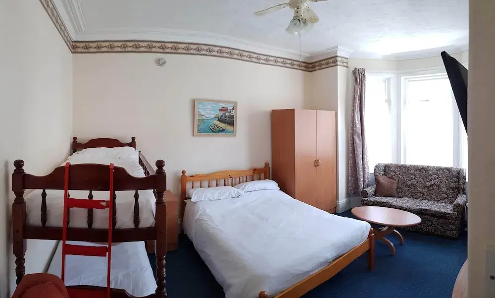 4 Berth, Ground Floor Flat, Glen Villa 1