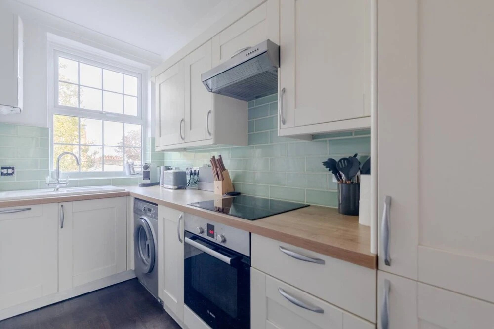 Charming 1 Bedroom Apartment in the Heart of Greenwich