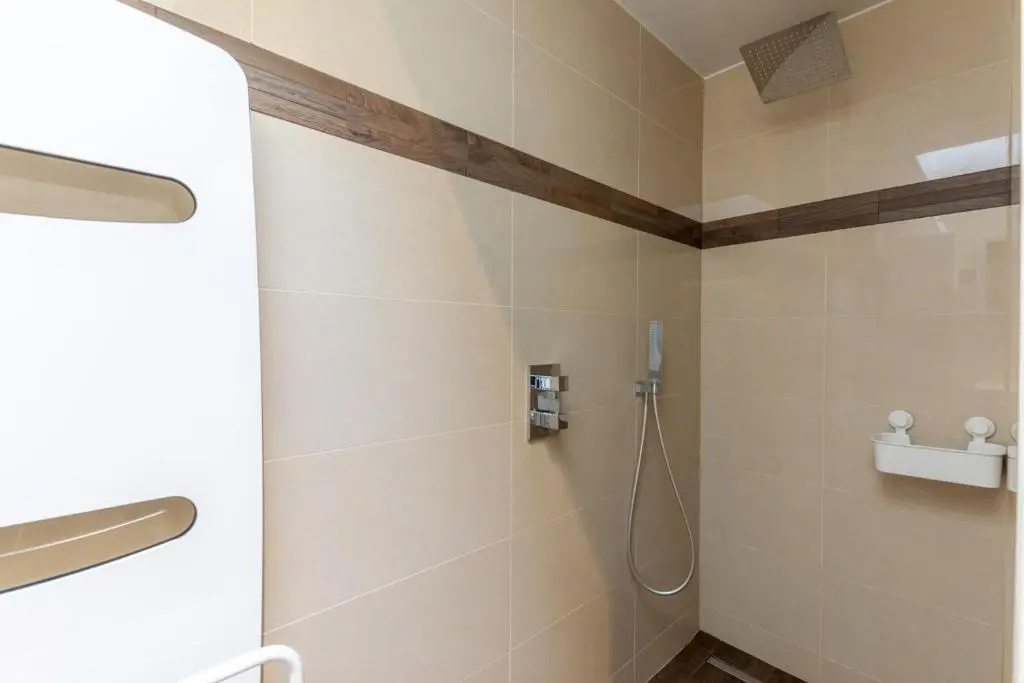 Beau duplex - Haut de gamme Place Morny - 75m2