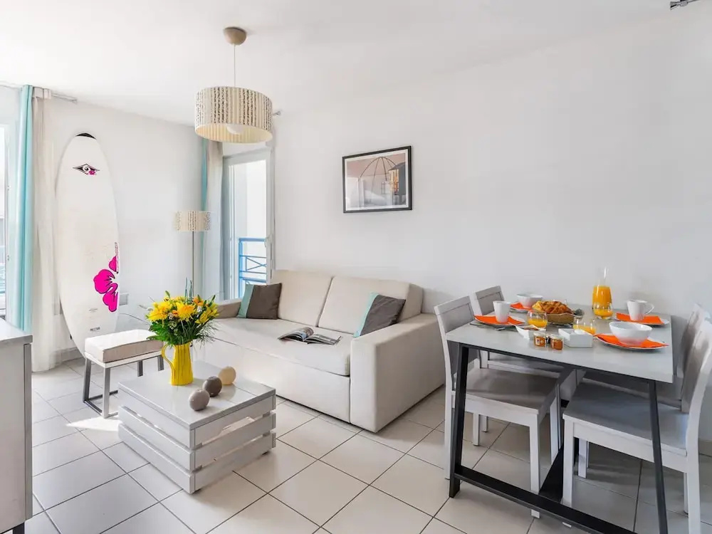 Nice Apartment With Dishwasher, 150m. Away From Platin Beach