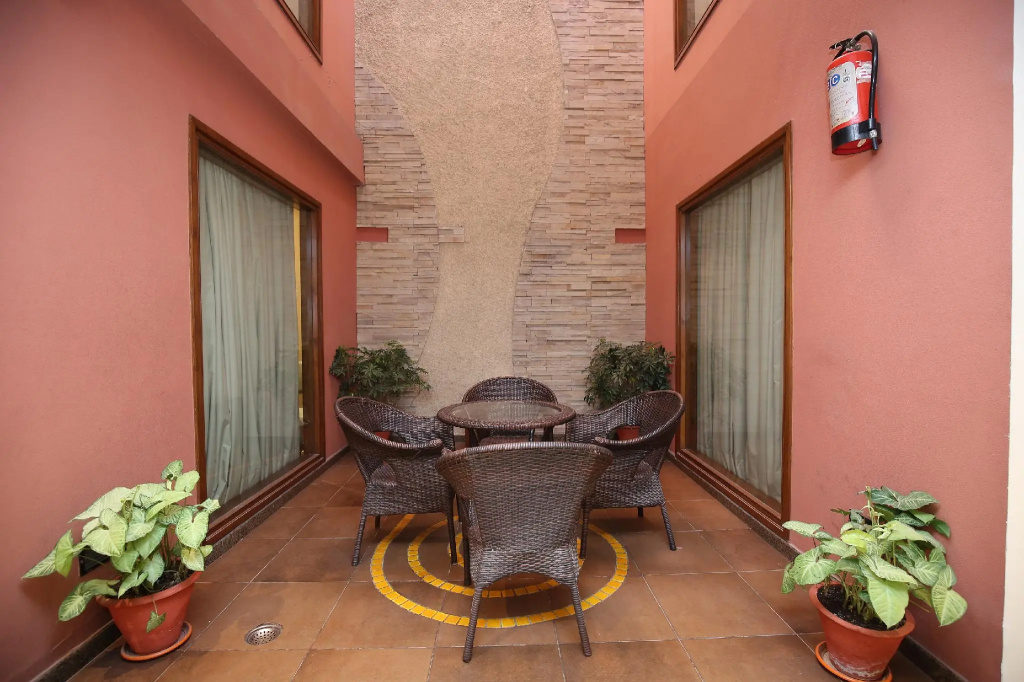 OYO 28592 Sri Maruti Pilgrims House
