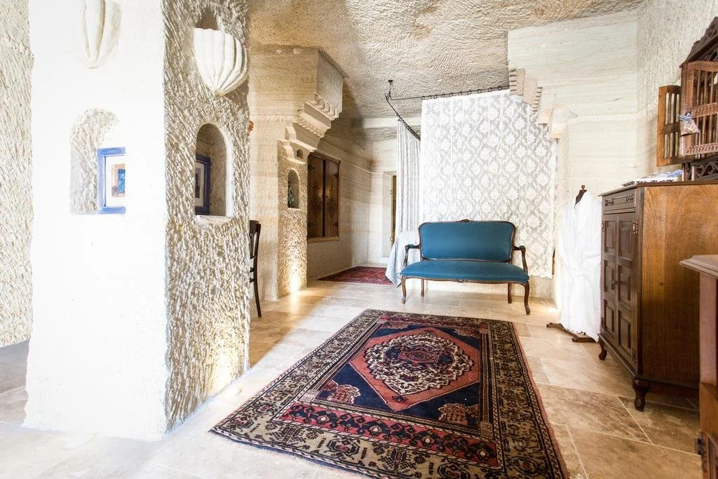 Suzanas Cave Hotel
