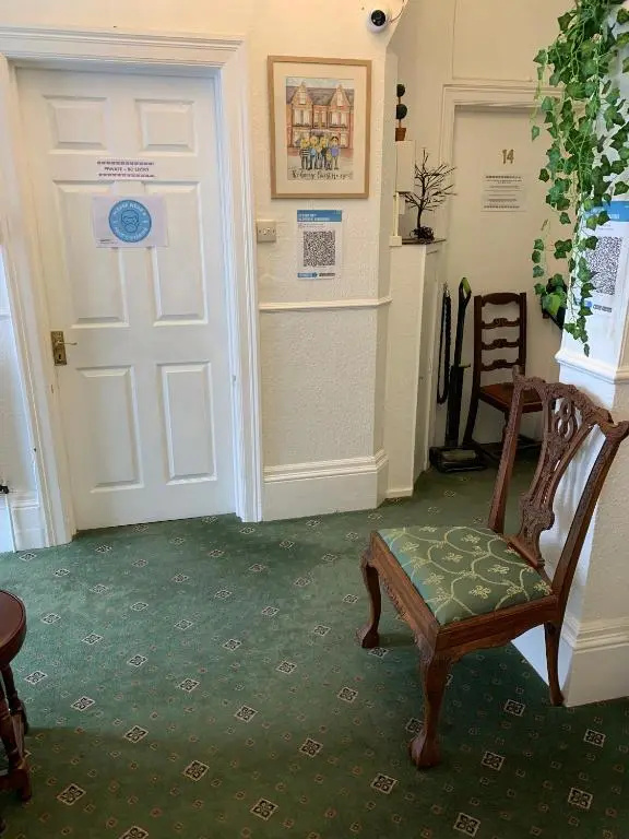 The George Guest House