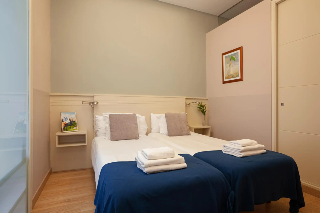 MIRO B · Renovated apartment near Plaza Catalunya