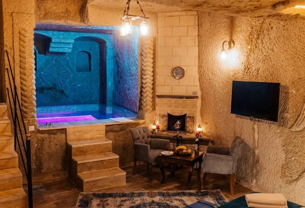 Bayar Cave Suites Special Class