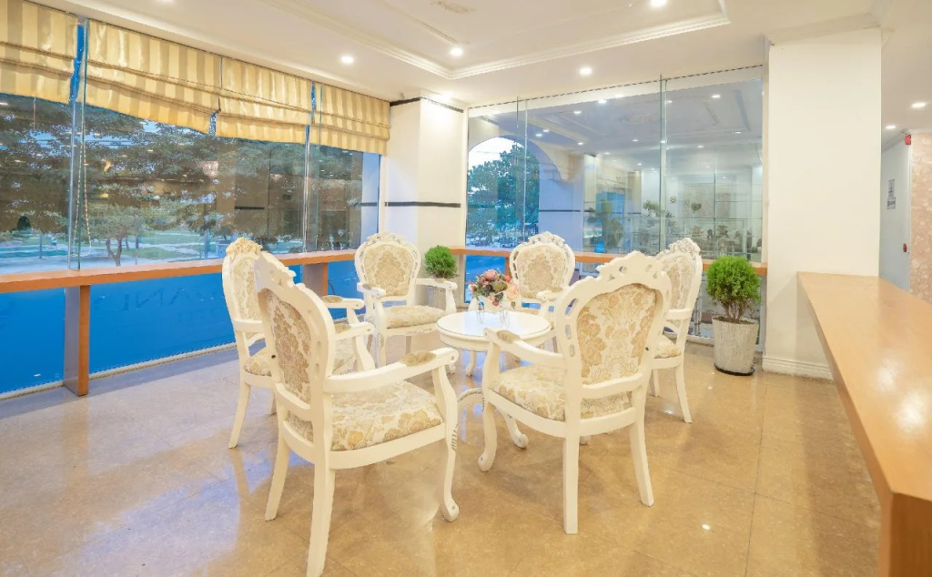 Jay Grand Hotel