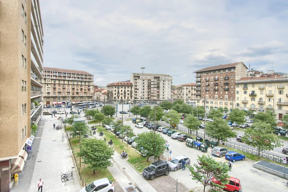 GuestHost - Urban House Carducci - Apartments