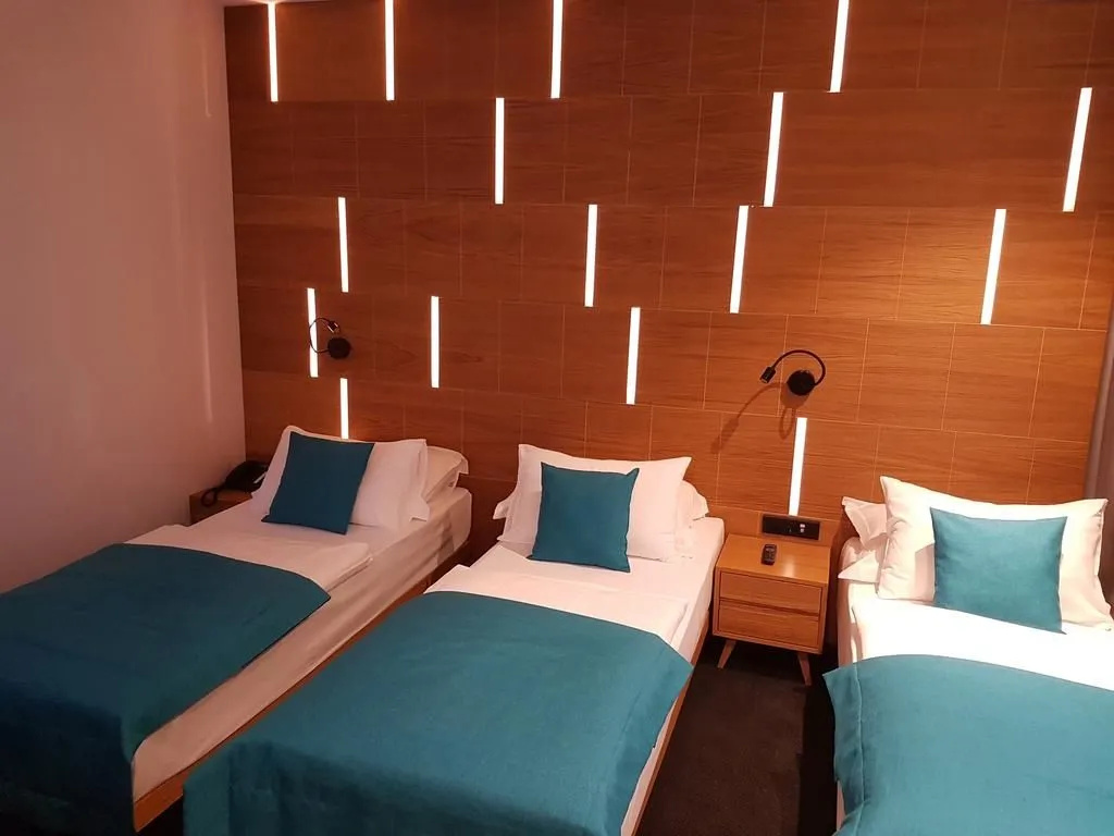 Hotel Sana