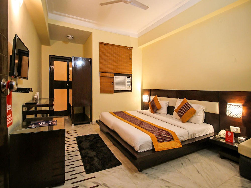 OYO 5106 HKS Residency