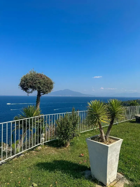Villaggio Villa Lubrense