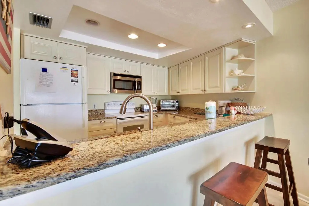 Land\s End 1-306 Bay Front- Premier