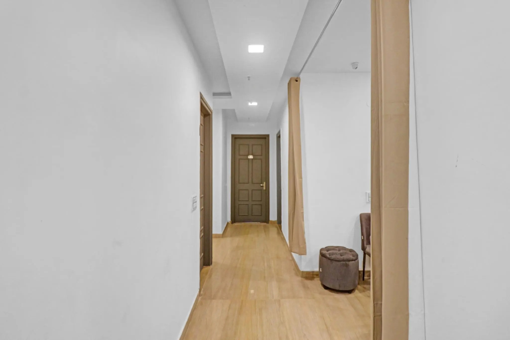 Super Townhouse Mannat Rohini 16
