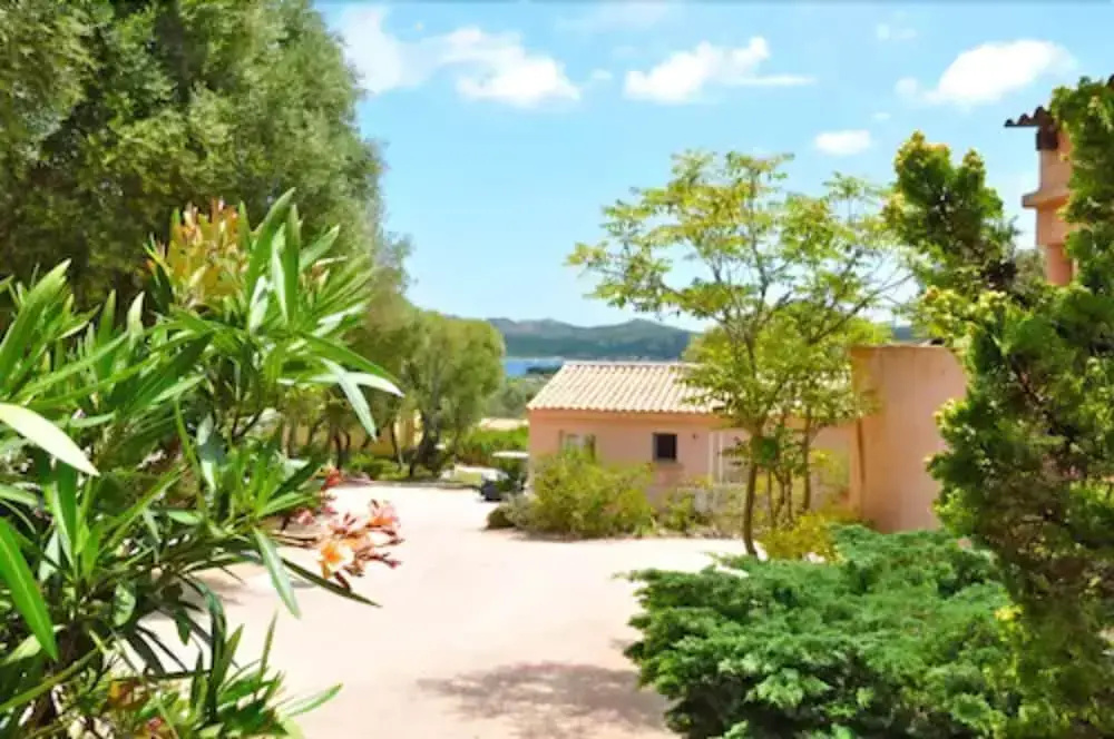 Hôtel Maora Village