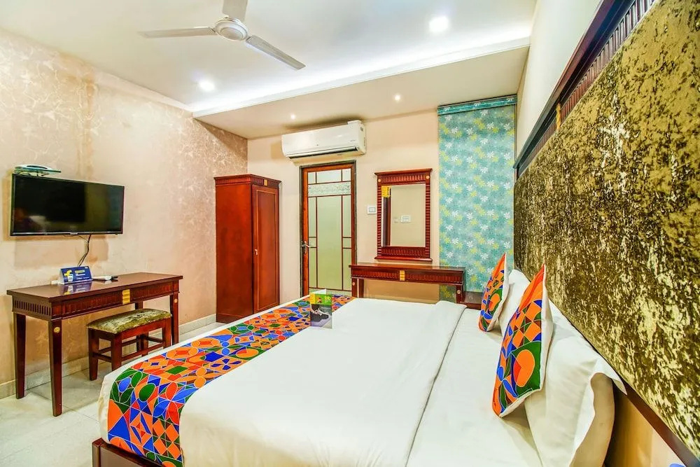 FabHotel Eleven Heights