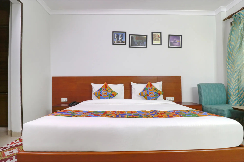 FabHotel Rivlet Premium
