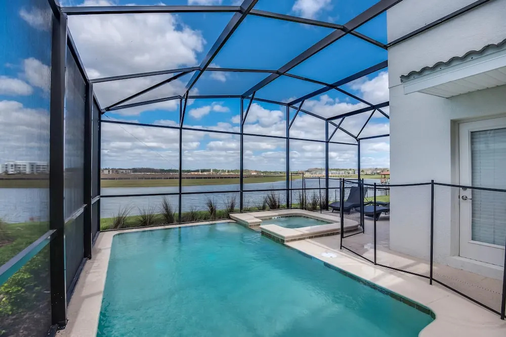 Beautiful Home W/private Pool & Spa, Near Wdw!