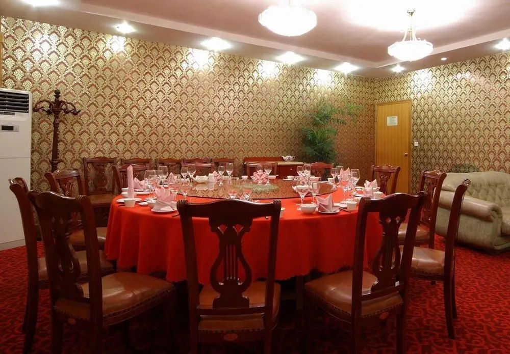 Emeishan Hotel