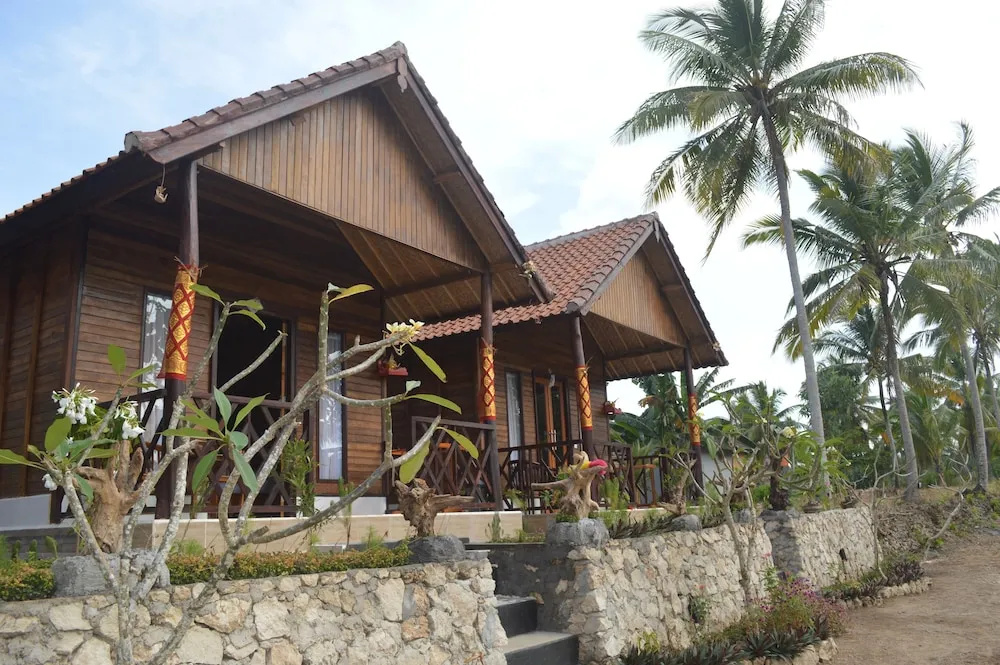 Crystal Bay Bungalows