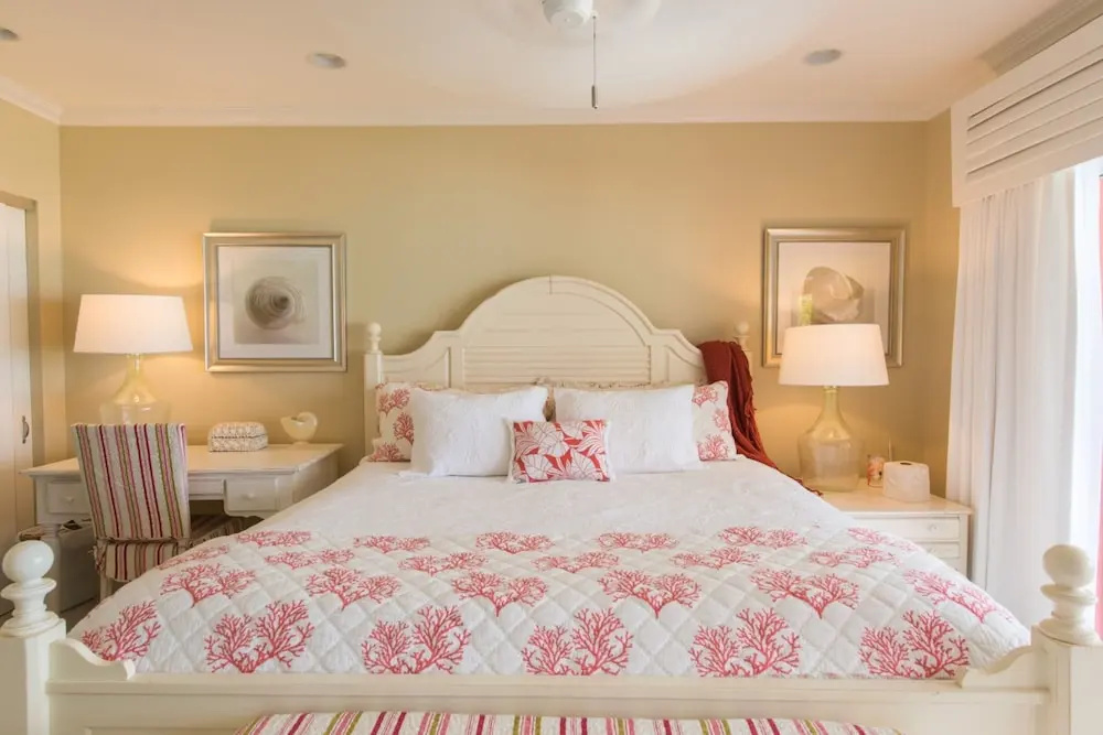 Coral Reef by Cayman Villas