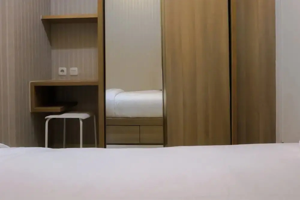 Green Pramuka City by Siginjae Rooms