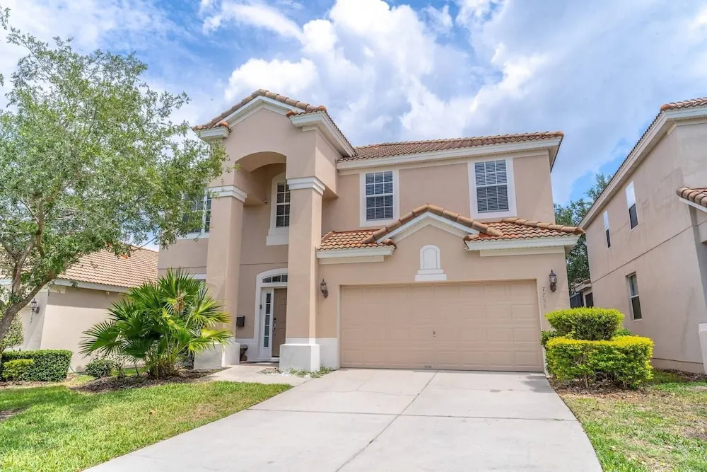 7755 Windsor Hills