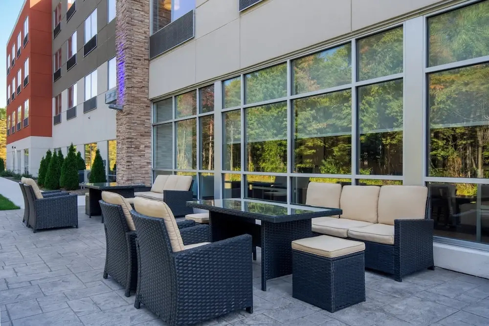Holiday Inn Express & Suites Muskegon - Grand Haven by IHG