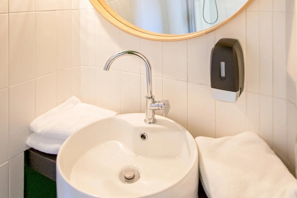 greet hotel Salon de Provence