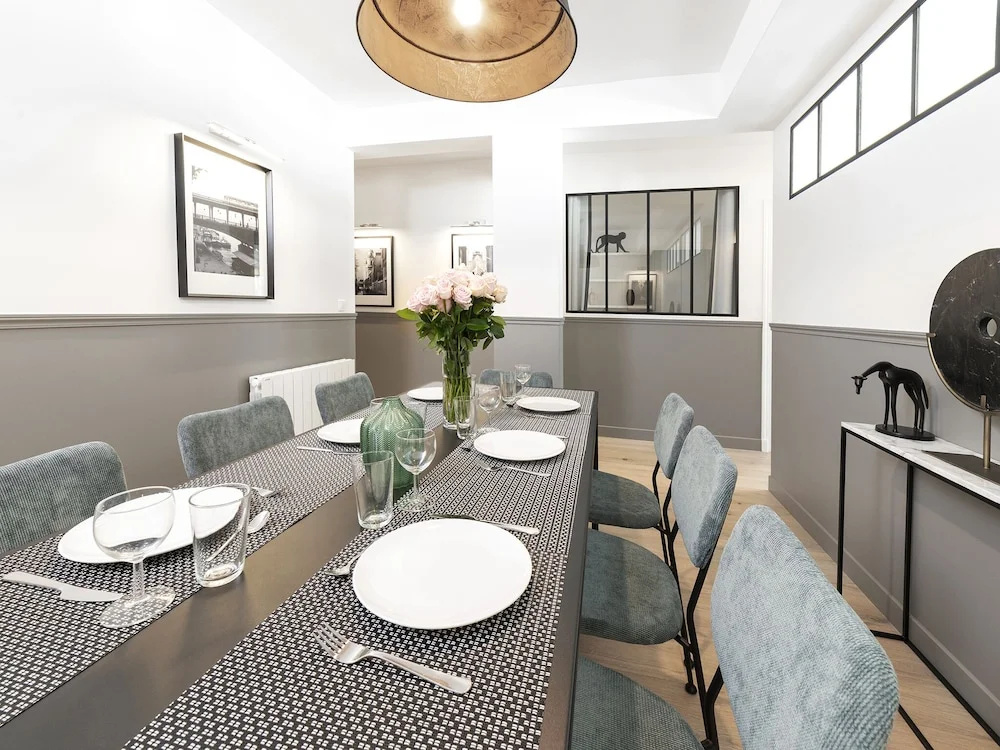 Luxury 3BDR Le Marais III by Livinparis