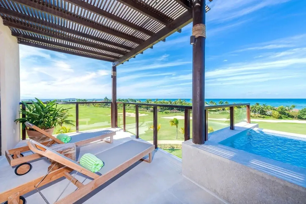 Glamorous 3 Bedroom Villa With Plunge Pool
