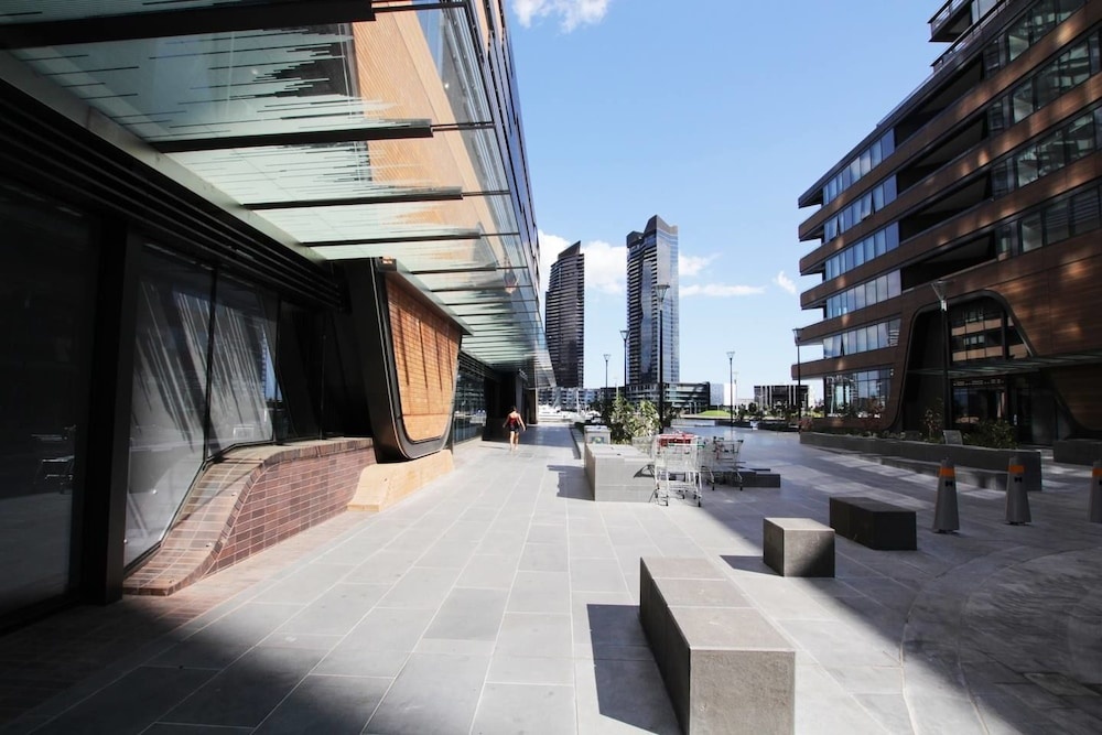 21 Docklands