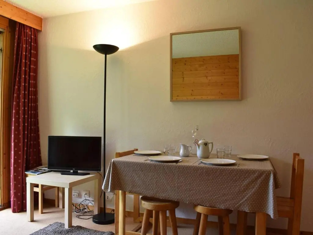 Appartement Méribel, 1 pièce, 4 personnes - FR-1-180-18