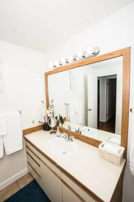 Seattle Skyline Supreme - New Apt - Sleeps 6