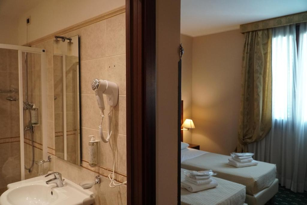 Hotel President