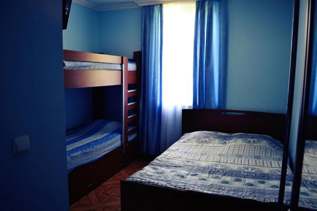 Saba Guest House