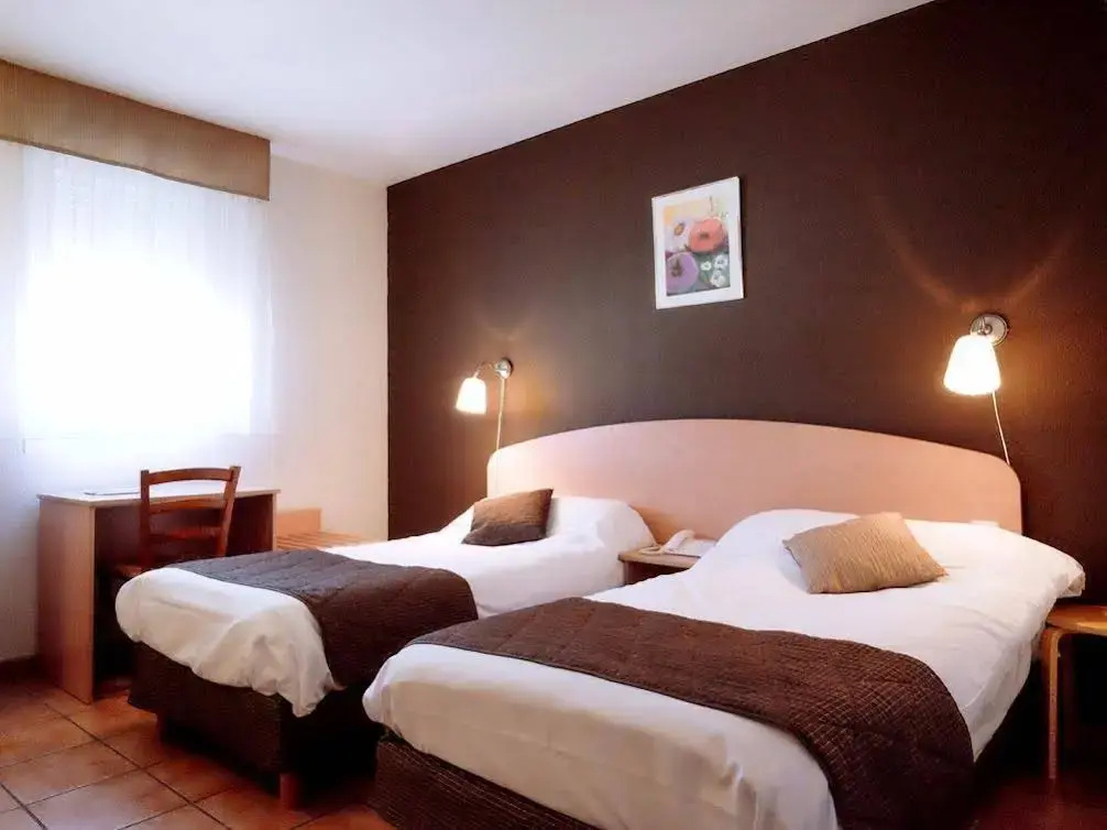 Logis Hôtel - Auberge du Pastel - Hôtel 3 étoiles et Restaurant