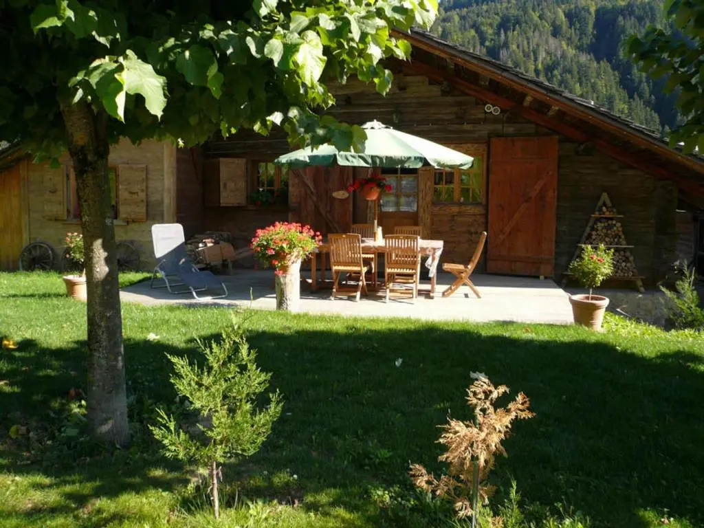 Appartement Le Grand-Bornand, 6 pièces, 12 personnes - FR-1-467-89