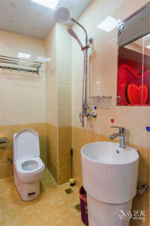 Xinsu Apartment Wuhan High-speed Railway Station