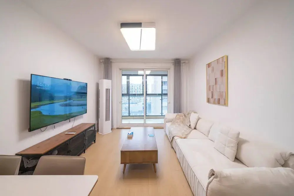 Tyms Changning Spacious 3BR 2BA APT