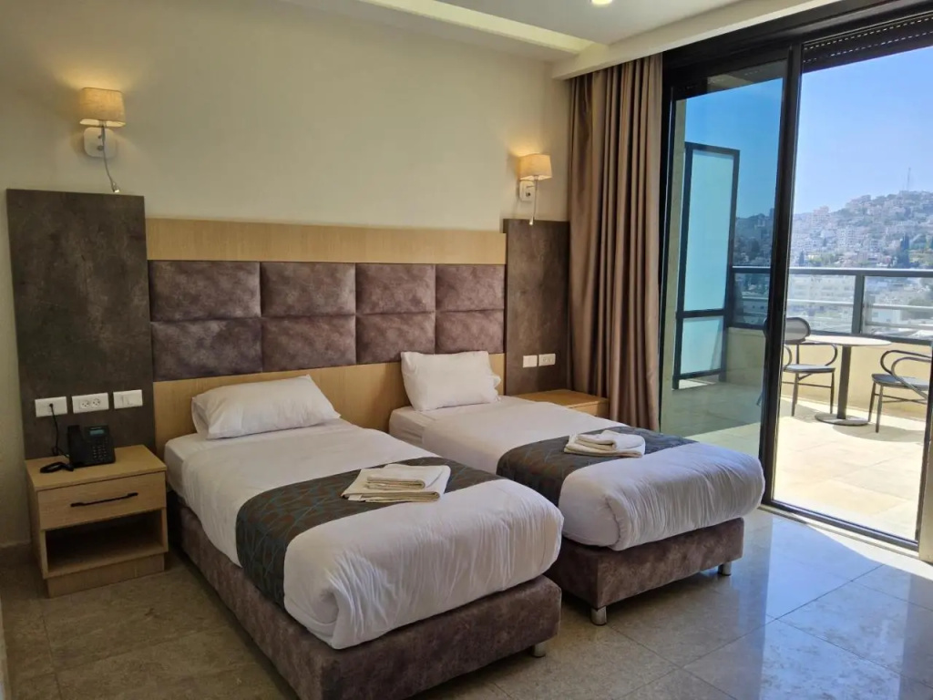 Angel Hotel