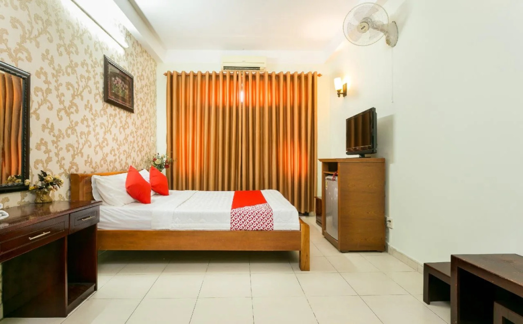 Hoàng Yến Nhi Hotel - 36 Đ. Số 51, Gò Vấp - by Bay Luxury