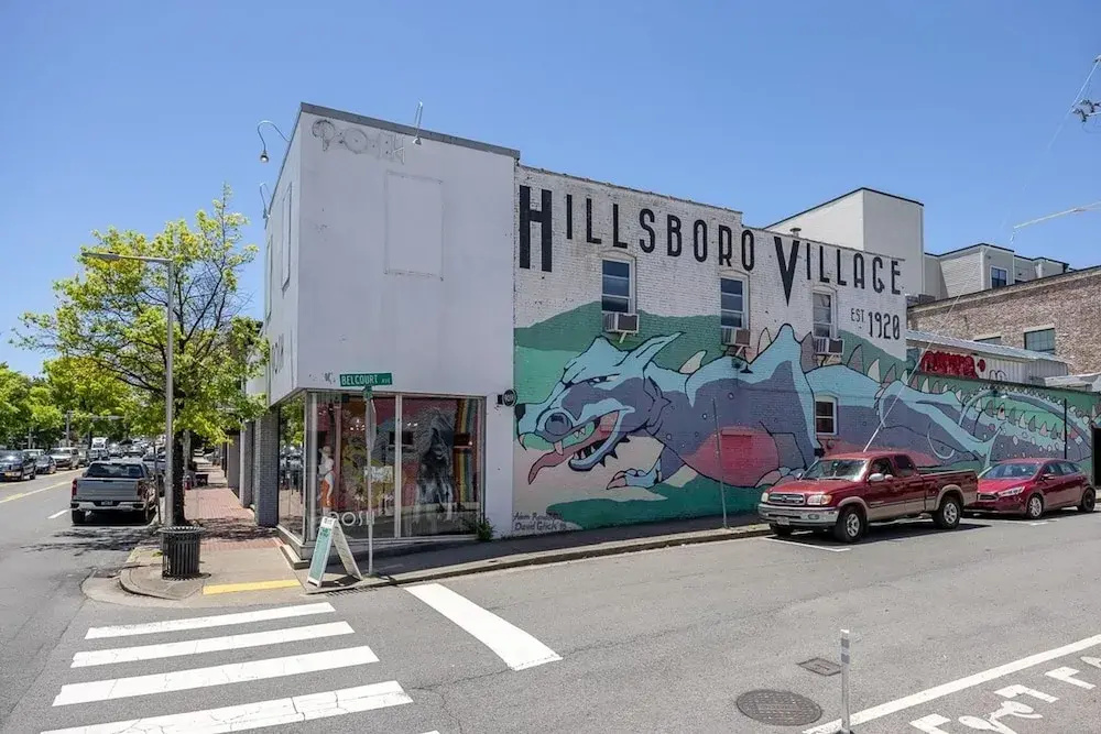 The Nomad 64-person Hillsboro Village Retreat Studio 1BR Spaces