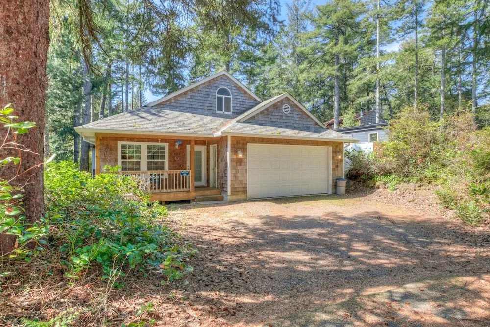 Juniper House (MCA 499)