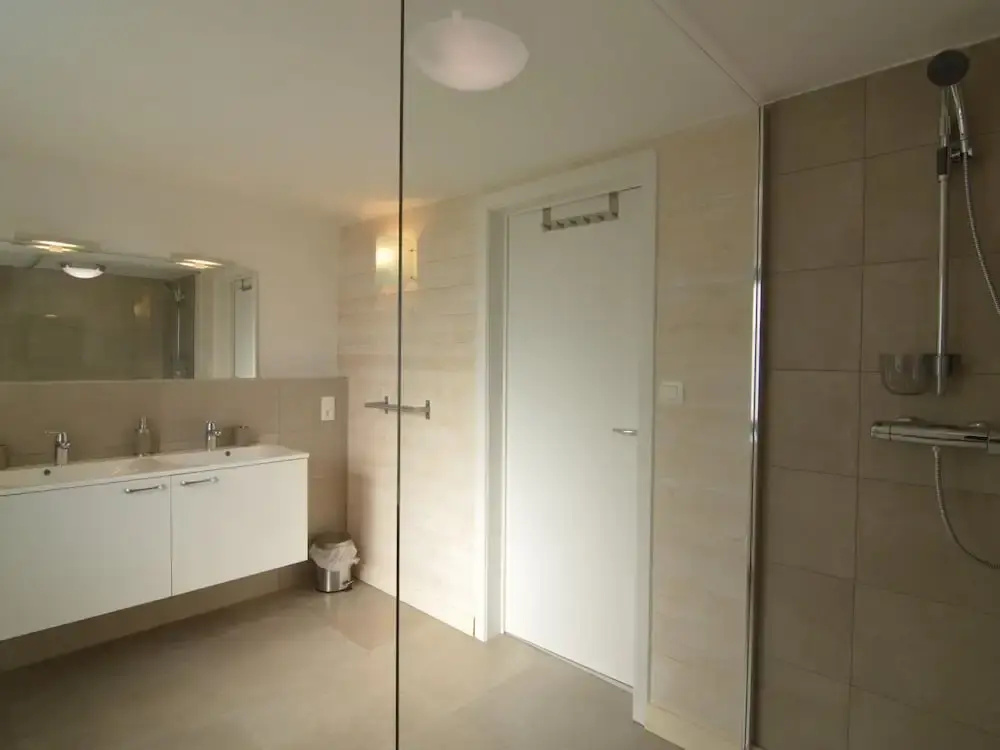 Large Holiday Home in Waimes With a Garden
