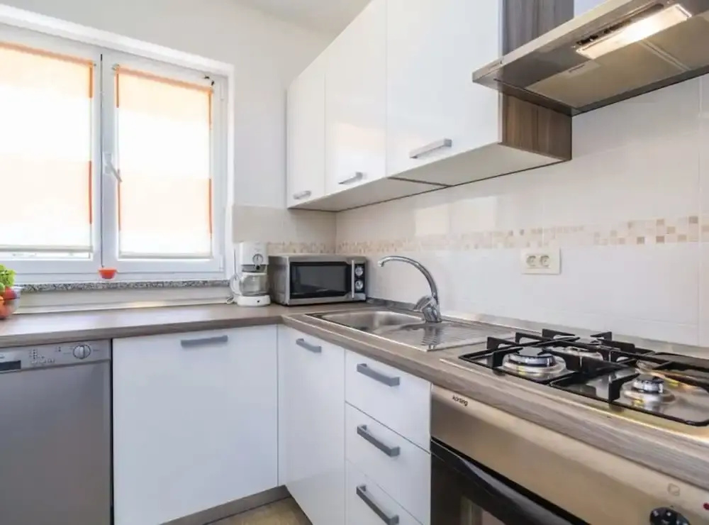 Cozy One Bedroom Apartment With Terrace