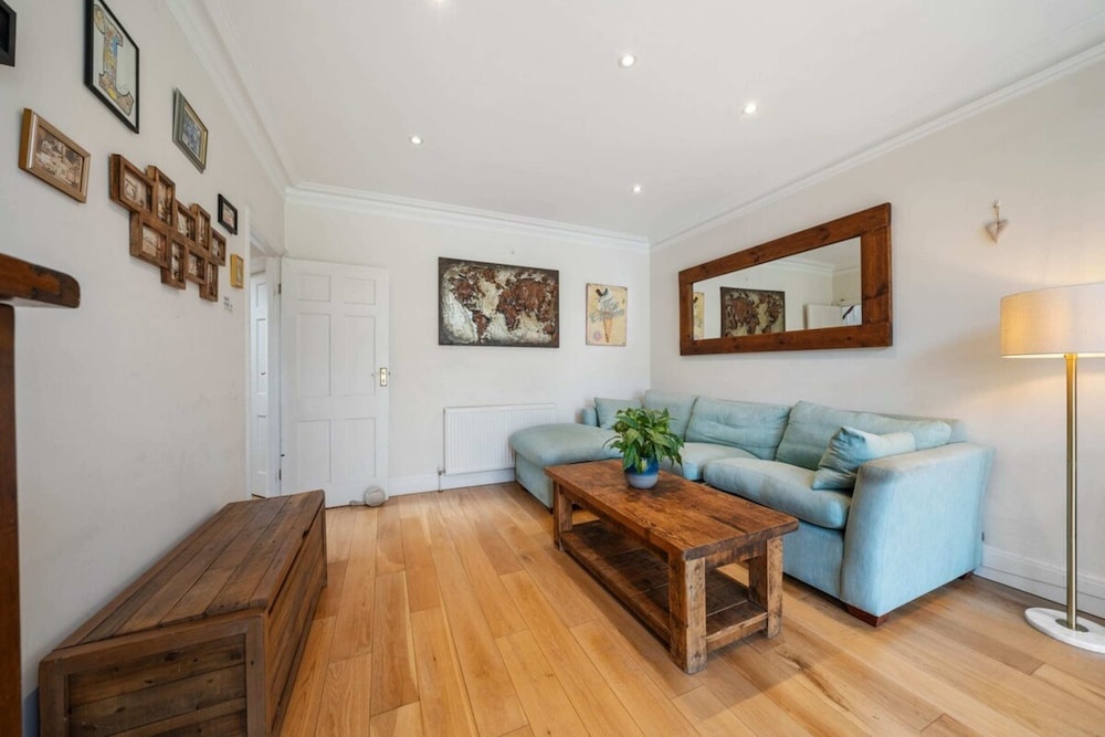 A Delightful 4-bedroom Home With a Private Garden