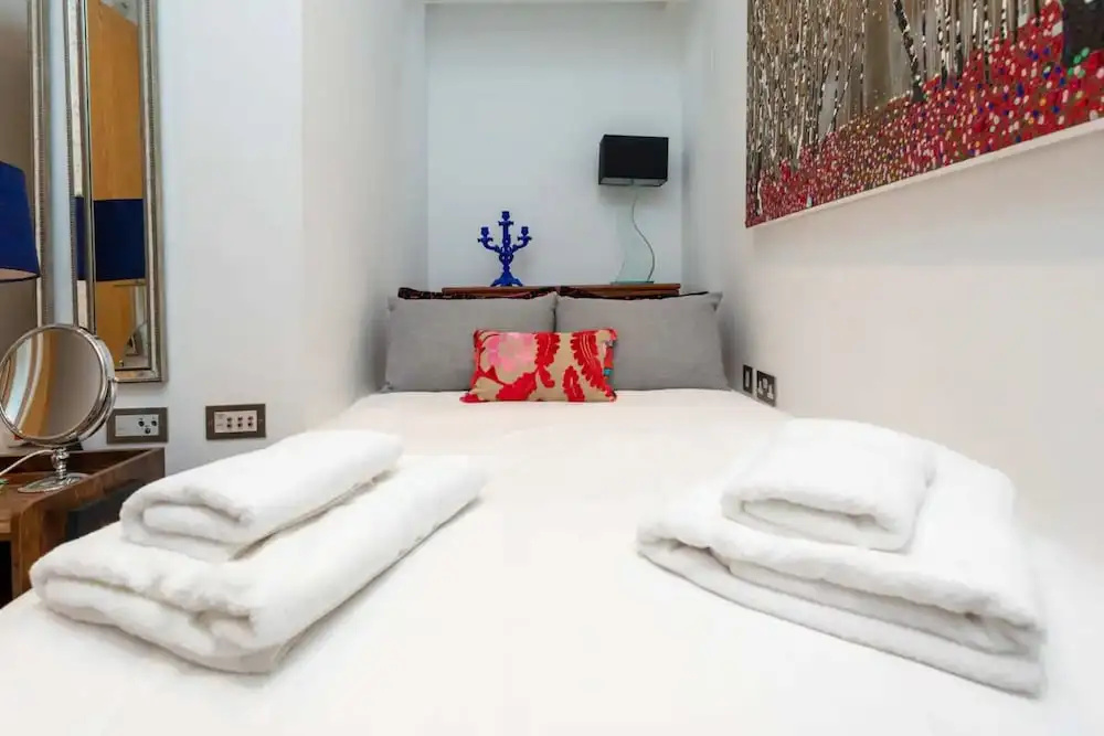 Luxurious 2 Bedroon Flat in the Heart of London