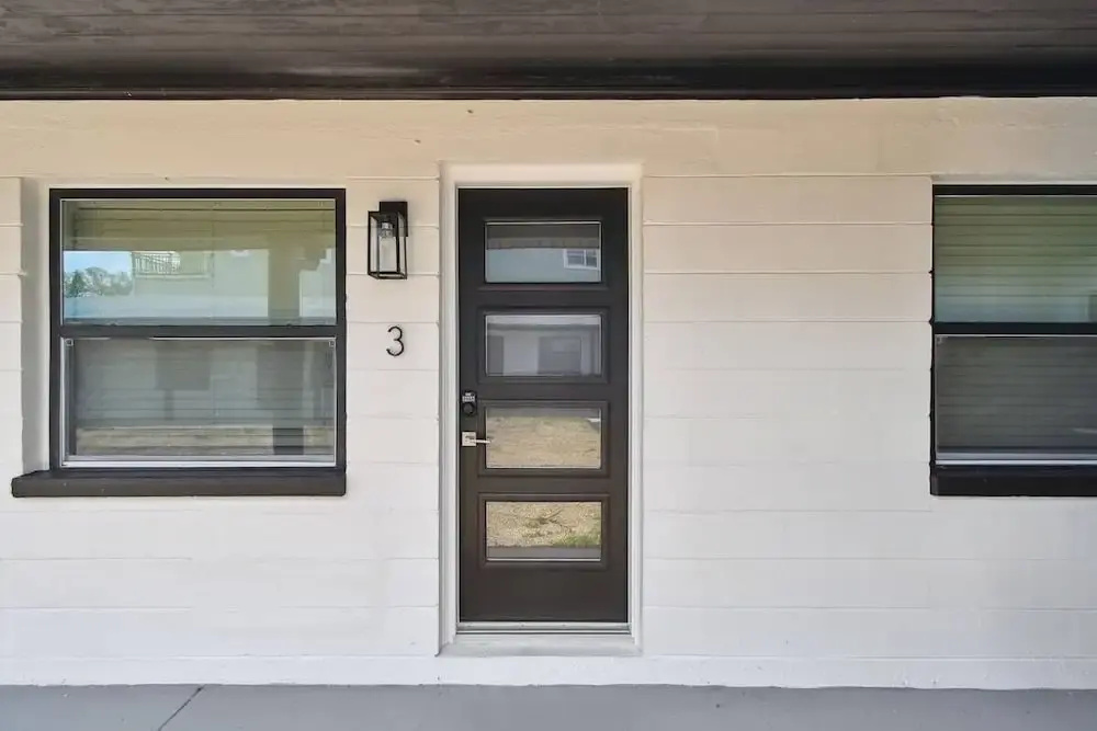117 127th Ave E Unit 3